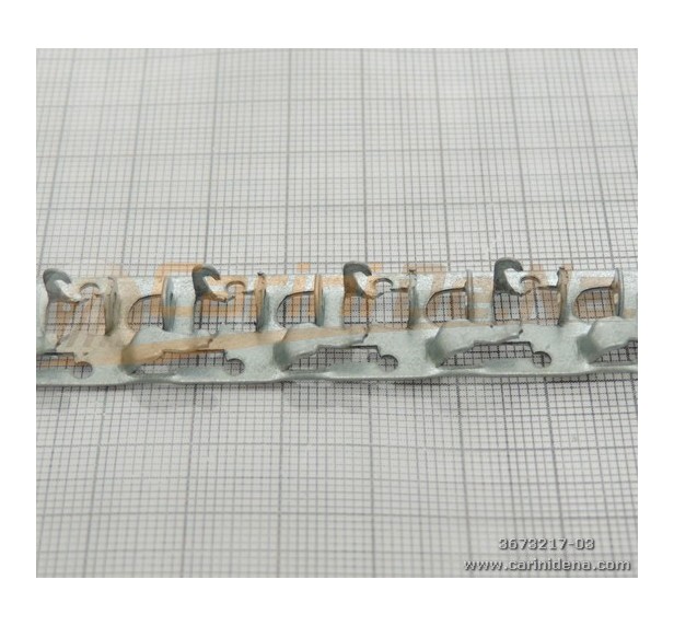 STRISCETTE PORTARIPETINI  12 FORI P 18 mm - GU0034